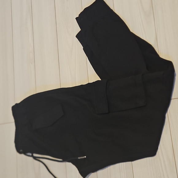 Noisy May Womens Small Black Jogger Cargo pant Pockets Stretchy Comfortable - Picture 1 of 4
